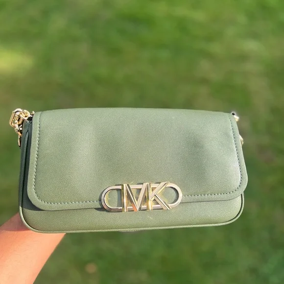 MICHAEL KORS Parker Leather Shoulder Bag green - Picture 2 of 12